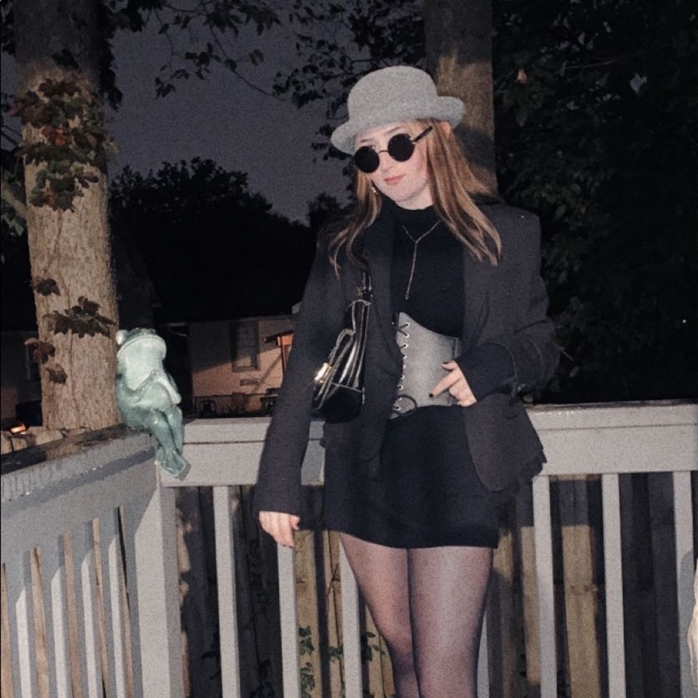 Meet your Posher, Alyssa